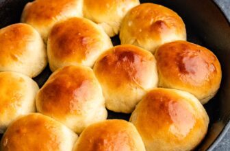 Fast-Rise Skillet Rolls – The Keep At Residence Chef